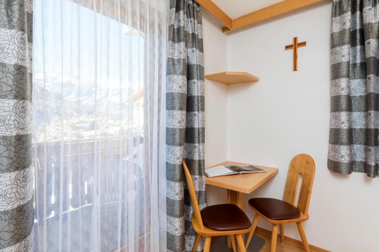 Apartments Puntin San Cassiano  Eksteriør billede