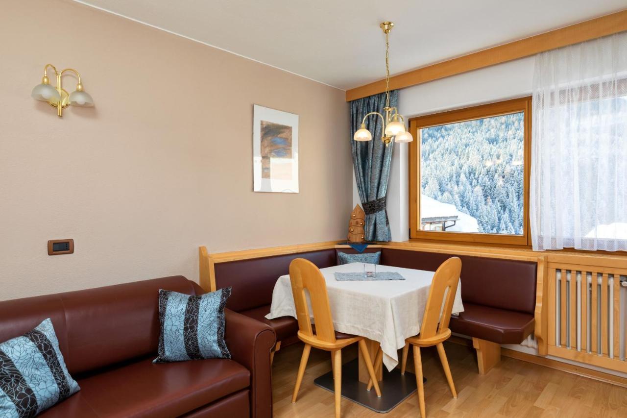 Apartments Puntin San Cassiano  Eksteriør billede